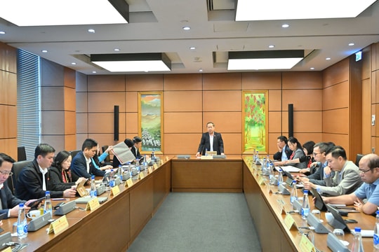 Chiều 4/11/2025, Thảo luận tổ (Thái Nguyên, Gia Lai)