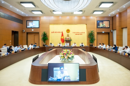 THÔNG CÁO BÁO CHÍ Về Chương trình Phiên họp thứ 51 của Ủy ban Thường vụ Quốc hội (Tháng 11/2025)