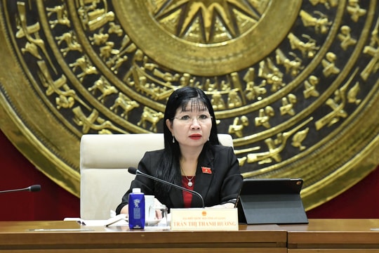 Sáng 5/11/2025: Họp tổ 14 (Quảng Ninh, Hà Tĩnh, An Giang)