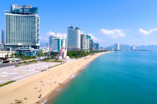 Góp ý dự thảo Văn kiện Đại hội XIV của Đảng: Công nghiệp văn hóa - trụ cột phát triển mới