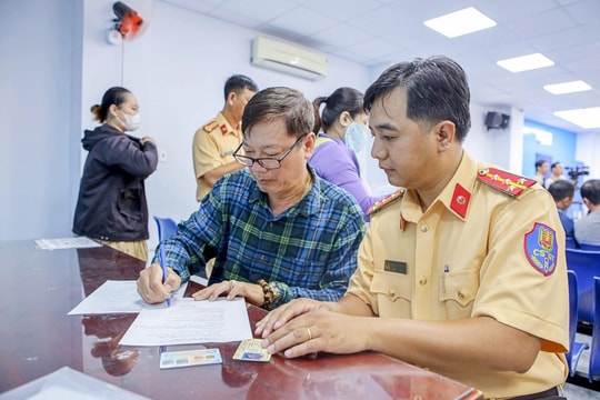 TP. Hồ Chí Minh: Làm sạch dữ liệu giấy phép lái xe, tạo tiện ích cho người dân