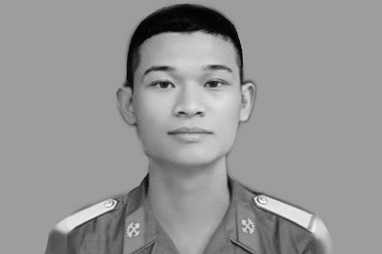 Thăng quân hàm vượt cấp cho chiến sĩ hy sinh khi thực hiện nhiệm vụ xây dựng công trình quốc phòng