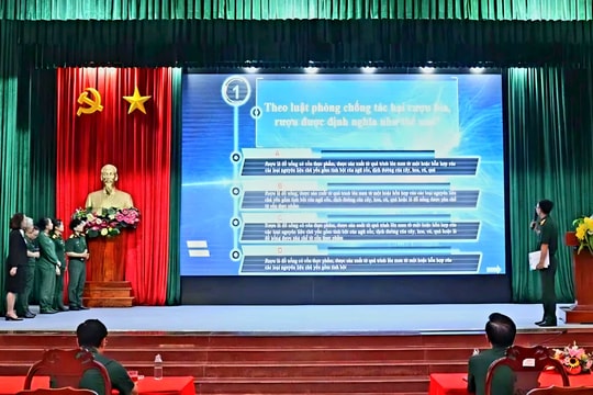 Sôi nổi hưởng ứng Ngày Pháp luật Việt Nam