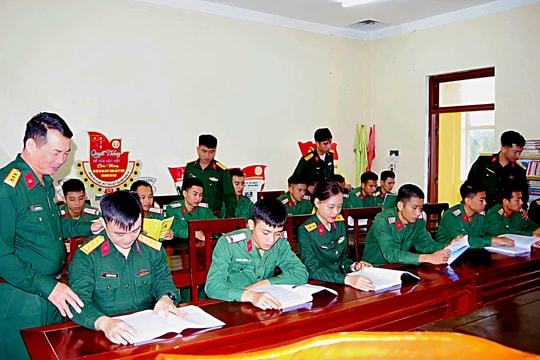 Lực lượng Hậu cần - Kỹ thuật Quân khu 4 sôi nổi hưởng ứng ngày Pháp luật Việt Nam