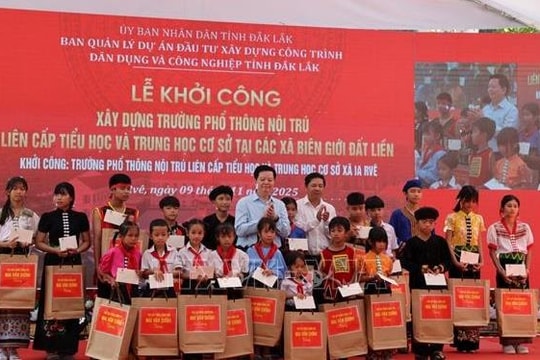 Phó Thủ tướng Mai Văn Chính dự Lễ khởi công trường phổ thông liên cấp tại xã biên giới Đắk Lắk