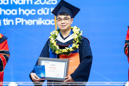 "Phenikaa đã cho em  một nội lực, một tư duy"