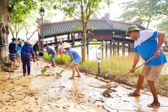 Cần đề phòng các bệnh lý về da thường gặp sau lụt, bão