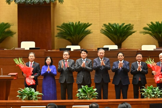 Sáng 10/11/2025: Quốc hội làm việc tại Hội trường về công tác nhân sự