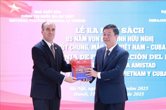 Ra mắt sách về tình hữu nghị Việt Nam - Cuba