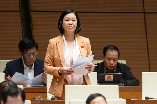 Sáng 12/11/2025: Quốc hội thảo luận về Dự án Luật Thi hành án hình sự (sửa đổi) và Dự án Luật Thi hành tạm giữ, tạm giam và cấm đi khỏi nơi cư trú