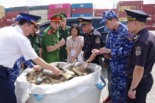 Phát hiện, thu giữ hơn 25 tấn vỏ đạn quân dụng nhập lậu