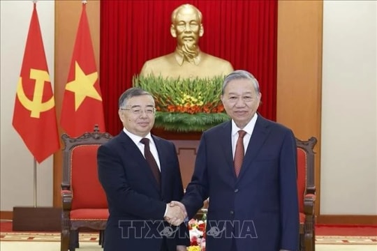Party chief receives Head of Communist Party of China Central Committee's Publicity Department