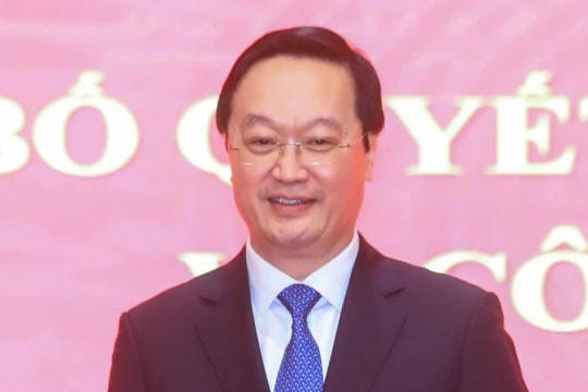 Nguyen Duc Trung elected Chairman of Hanoi People’s Committee