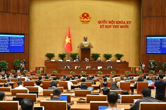 Chiều 13/11/2025, Quốc hội thảo luận về dự án Luật Thương mại điện tử.