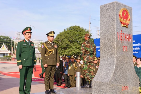 Vietnam, Cambodia promote border peace, friendship