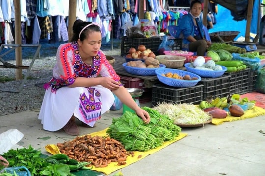 Những sứ giả văn hóa số của bản làng