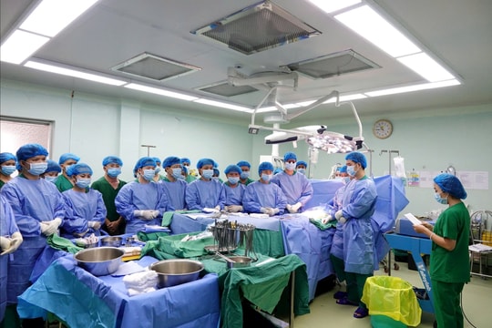 24 giờ chạy đua sinh tử tại Bệnh viện Đa khoa Trung ương Cần Thơ