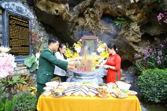 Khánh thành công trình tôn tạo Di tích Quốc gia đặc biệt Hang Tám Cô