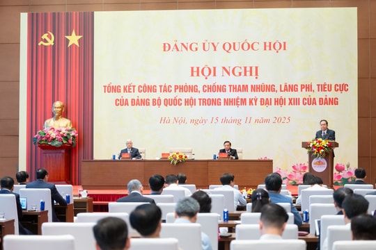 Tập trung hoàn thiện thể chế, khắc phục sơ hở trong phòng, chống tham nhũng, lãng phí, tiêu cực