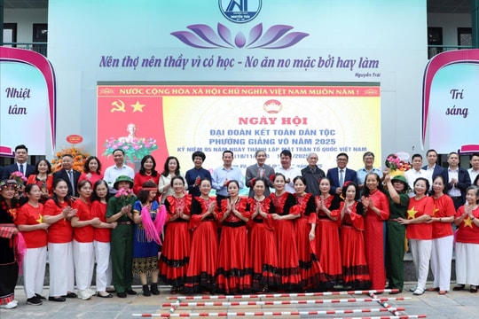 Phường Giảng Võ tổ chức Ngày hội Đại đoàn kết toàn dân tộc năm 2025