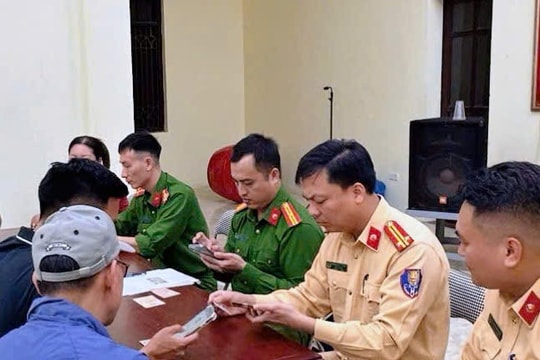Công an Hà Nội: “Rà từng ngõ, gõ từng nhà” , đẩy nhanh tiến độ làm sạch dữ liệu phương tiện giao thông