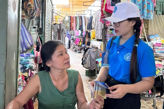 Bài 3: Từ "thông tin một chiều” sang “tương tác hai chiều”