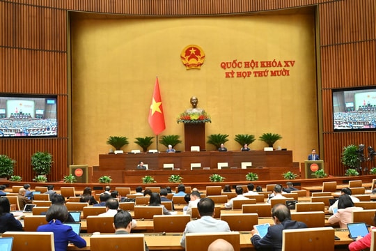 Sáng 17/11/2025, Kỳ họp thứ 10, Quốc hội nghe báo cáo tại Hội trường