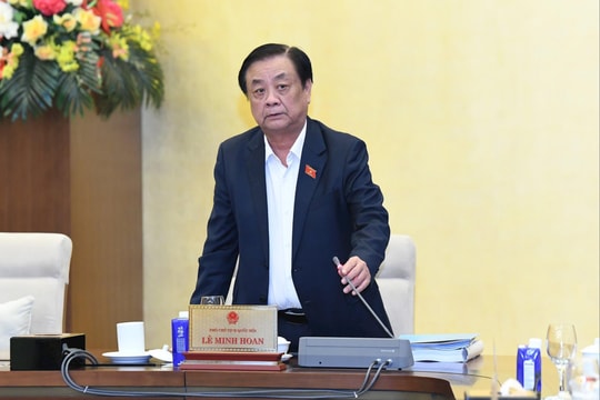 Lấy con người là trung tâm, quản trị cân bằng và hài hòa