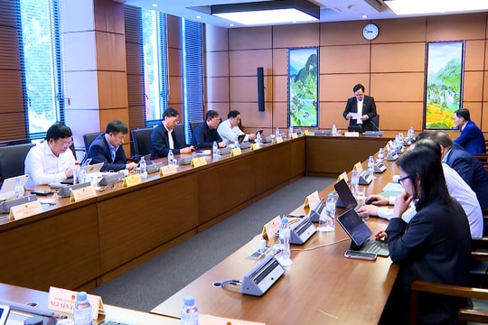 Cần rà soát cơ chế đặc thù cho giáo dục