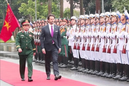 Vietnam, Slovakia step up defence cooperation
