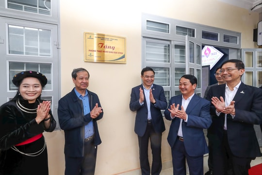 Petrovietnam khánh thành Phòng thực hành giáo dục STEM tại tỉnh Tuyên Quang