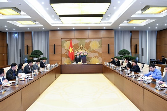 Tiếp tục bám sát chức năng, nhiệm vụ để nâng cao chất lượng công tác Đảng