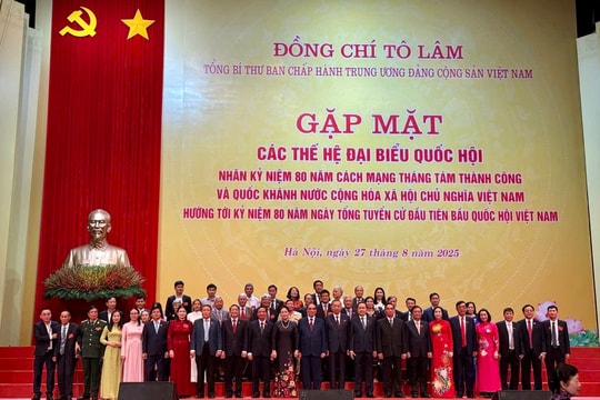 Phụng sự Nhân dân, thúc đẩy sự phát triển của địa phương