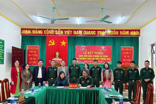 Đồn Biên phòng Cà Xèng ký kết nghĩa với trường THCS và THPT Trung Hóa”