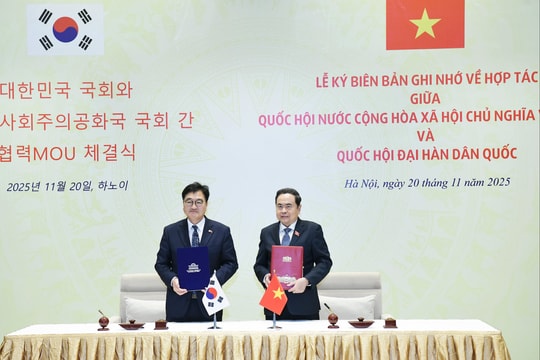 Quốc hội Việt Nam và Quốc hội Hàn Quốc ký Biên bản ghi nhớ hợp tác
