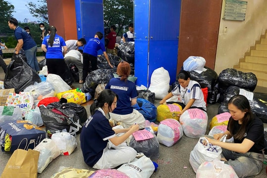 Nhiều trường đại học khẩn cấp tiếp sức sinh viên, đồng bào vùng lũ miền Trung và Tây Nguyên