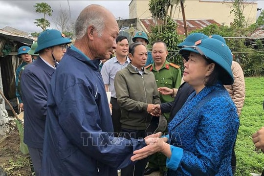 Chủ tịch Ủy ban Trung ương Mặt trận Tổ quốc Việt Nam Bùi Thị Minh Hoài kiểm tra và làm việc với tỉnh Lâm Đồng