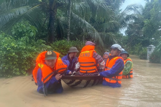 Đà Nẵng: Ứng phó trước nguy cơ bùng phát dịch bệnh sau thiên tai