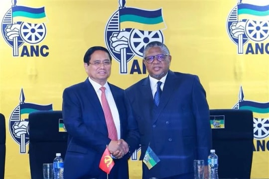 PM hopes for closer coordination between CPV, South Africa’s ANC