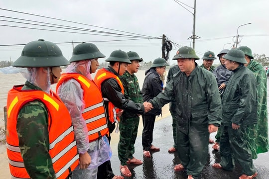 Bộ Tư lệnh Bộ đội Biên phòng kiểm tra công tác khắc phục hậu quả, động viên Nhân dân sau mưa lũ tại Đắk Lắk