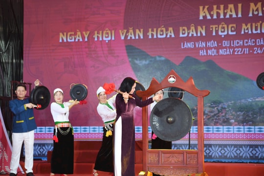 Khai mạc Ngày hội văn hóa dân tộc Mường lần thứ II năm 2025