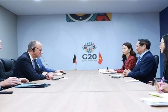 Vietnamese PM meets with German, Egyptian, Norwegian counterparts in Johannesburg
