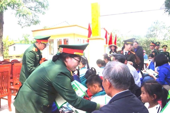 Hướng mạnh về cơ sở