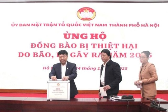 Mặt trận tổ quốc TP. Hà Nội ủng hộ đồng bào bị thiệt hại do bão, lũ