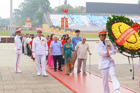 Hành trình “về nguồn” của các thế hệ ĐBQH tỉnh Nghệ An