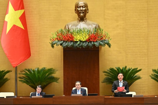 Sáng 26/11/2025, Quốc hội thảo luận ở hội trường về dự án Luật Dự trữ quốc gia (sửa đổi)