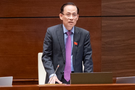 Chiều 26/11/2025: Quốc hội thảo luận ở hội trường về Dự án Luật sửa đổi, bổ sung một số điều của Luật Điều ước quốc tế và Dự thảo Nghị quyết của Quốc hội về một số cơ chế, chính sách đặc thù nhằm nâng cao hiệu quả công tác hội nhập quốc tế