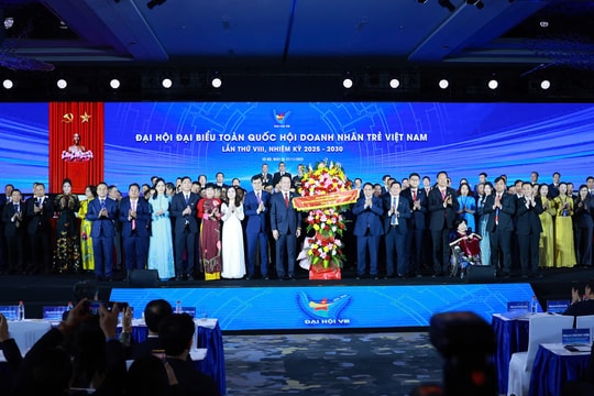 Ông Đặng Hồng Anh tái cử Chủ tịch Hội Doanh nhân trẻ Việt Nam