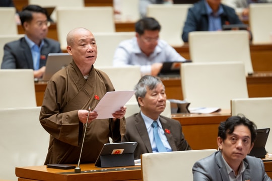 Sáng 28/11/2025: Quốc hội thảo luận ở hội trường về Dự án Luật Quy hoạch (sửa đổi)