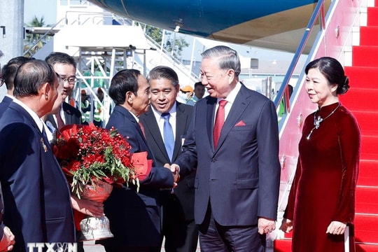 Tổng Bí thư Tô Lâm và Phu nhân đến Vientinane, bắt đầu thăm cấp Nhà nước tới Lào